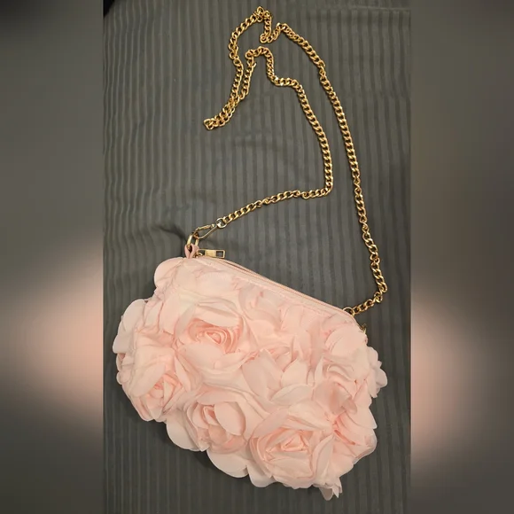 Soft Pink Floral Women's Clutch Shoulder purse - Picture 3 of 9